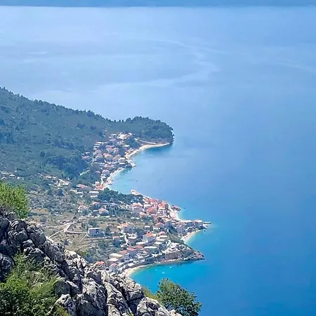 Lasta Villa