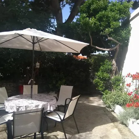Villa Lasta