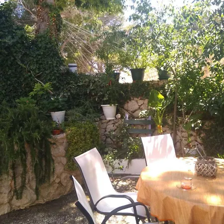 Villa Lasta *